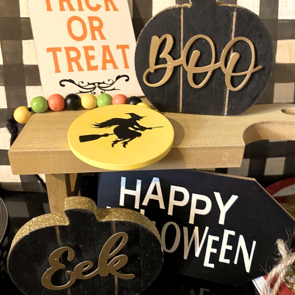 5pc Halloween Tier Tray Festive Decor/Accent Bundle